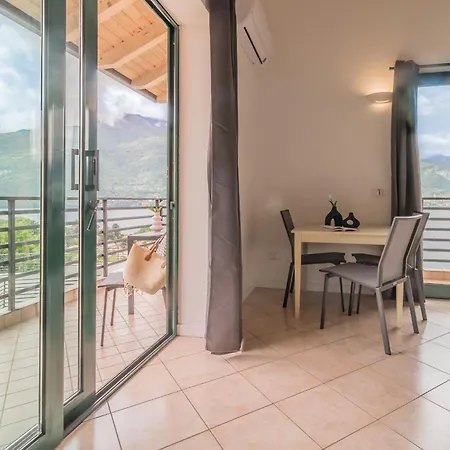 Brezza Del Lario Monolocale Con Soppalco Vista 19-20-26-27 Appartement Dervio